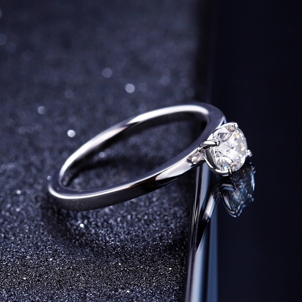 Engagement Ring in Solid 10K White Gold - Picture 5 of 6